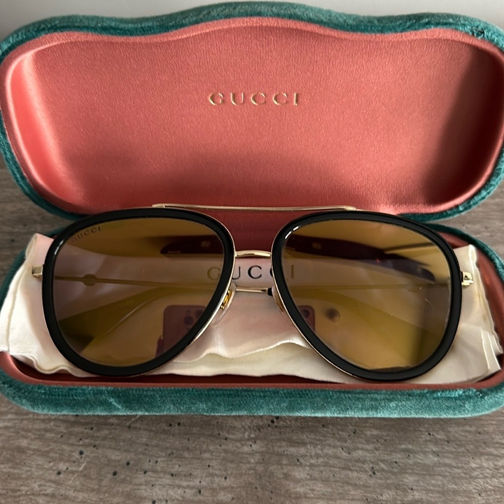 Gucci Pilot Sunglasses